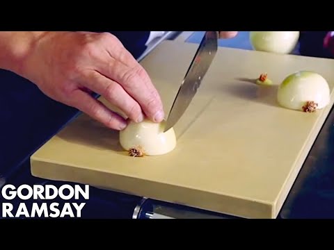 Thumbnail for How To Master 5 Basic Cooking Skills | Gordon Ramsay